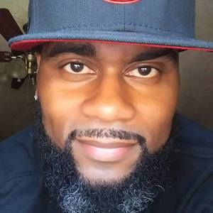 Meet your Posher, Adrian